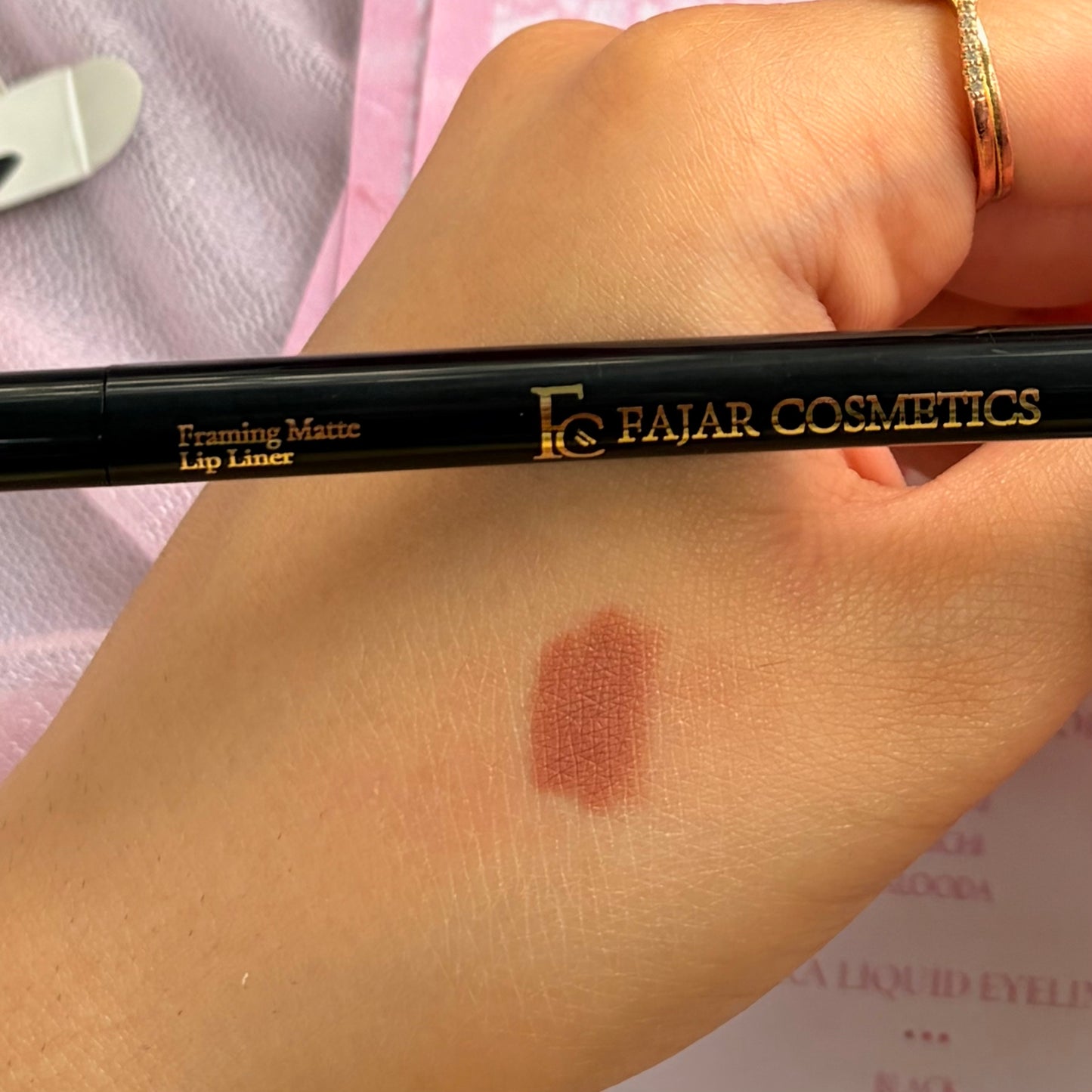 Chai Framing Matte Lip Liner